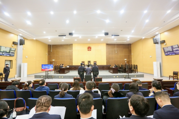 庭审+评议：一场职务犯罪公诉人的“集体淬火”