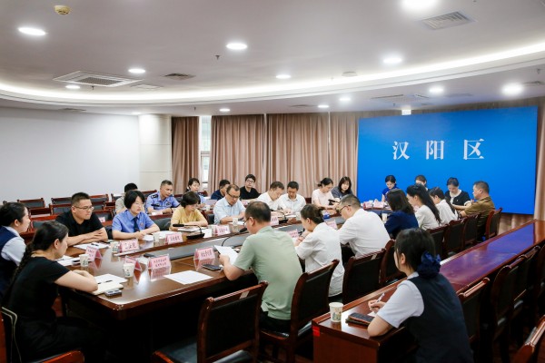 这场恳谈会，为企业送上法治“定心丸”